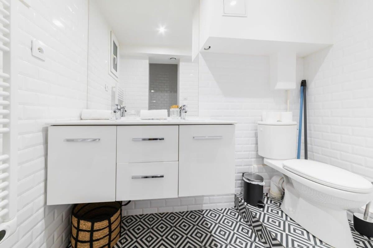 Jolie 2 Pieces 35M2 Bien Equipee 4P - Paris 20 - Flat-Guest Apartment Luaran gambar