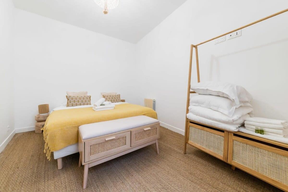 Jolie 2 Pieces 35M2 Bien Equipee 4P - Paris 20 - Flat-Guest Apartment Luaran gambar
